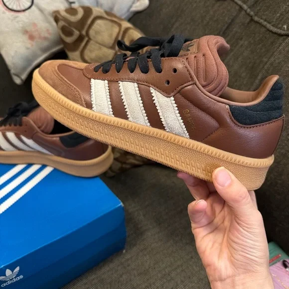 Adidas Samba XLG brown women size 8 - Picture 1 of 7
